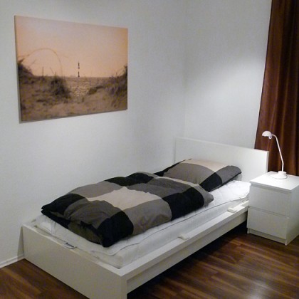 schlafzimmer-2-ferienwohnung-cuxhaven-3