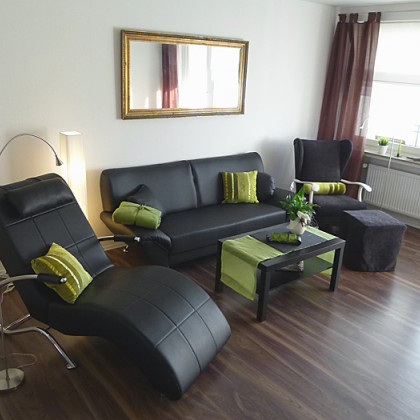 wohnzimmer-ferienwohnung-cuxhaven-1