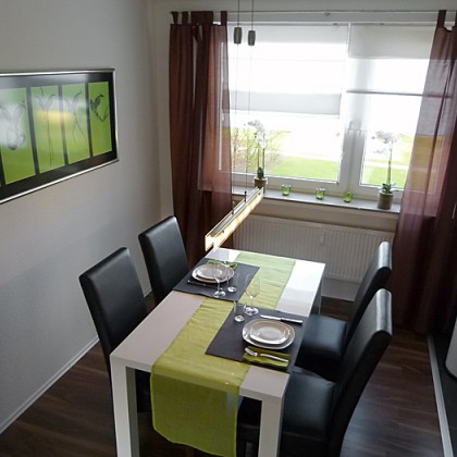 esszimmer-ferienwohnung-cuxhaven-3